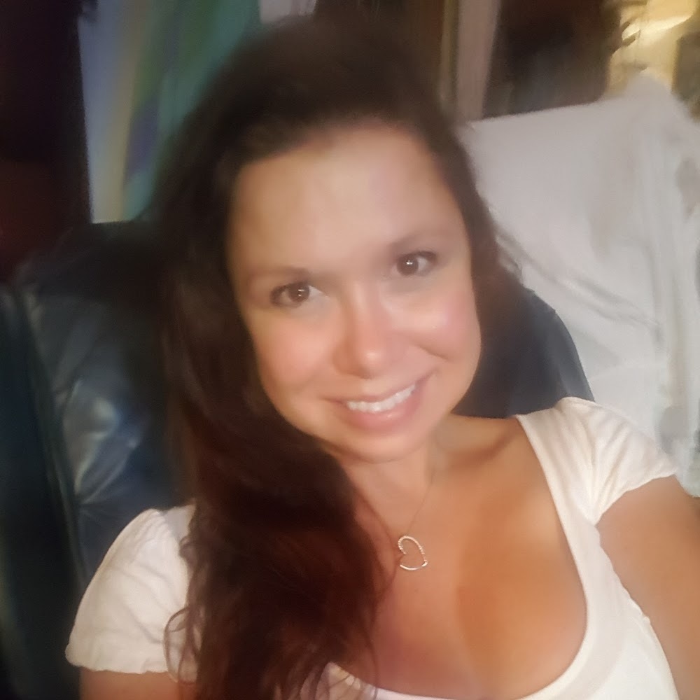 Meet your Posher, Evangeline